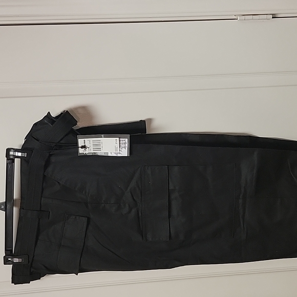 REGAL wear black Cargo pants with belt and ankle draw string size small - Picture 2 of 7
